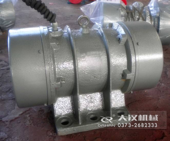 VB振動電機(jī)是靠偏心塊的振動而造成的，振動源所以偏心塊的角度和大小是比較重要的。